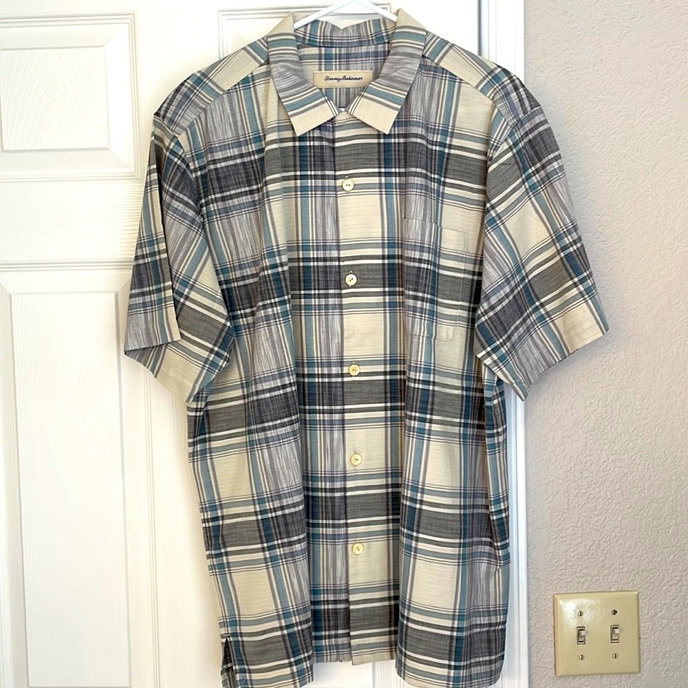NWOT Tommy Bahama Plaid Camp Shirt Size Large